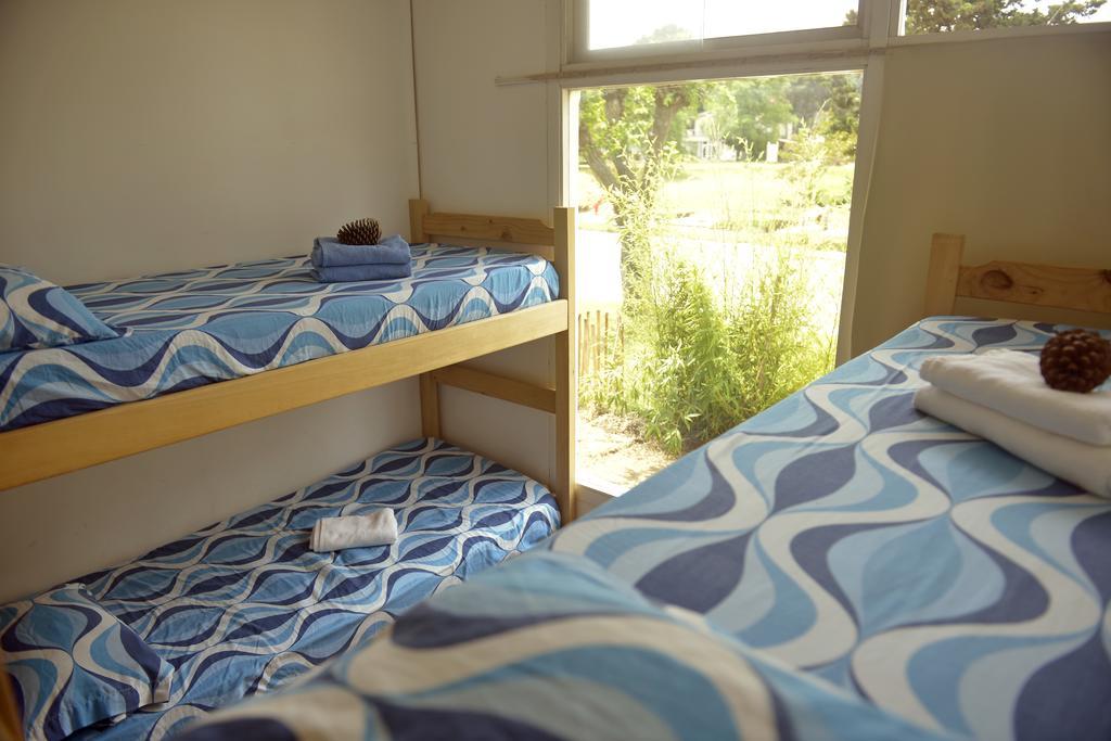 Pinamar Hostel Casa De Verano Bagian luar foto